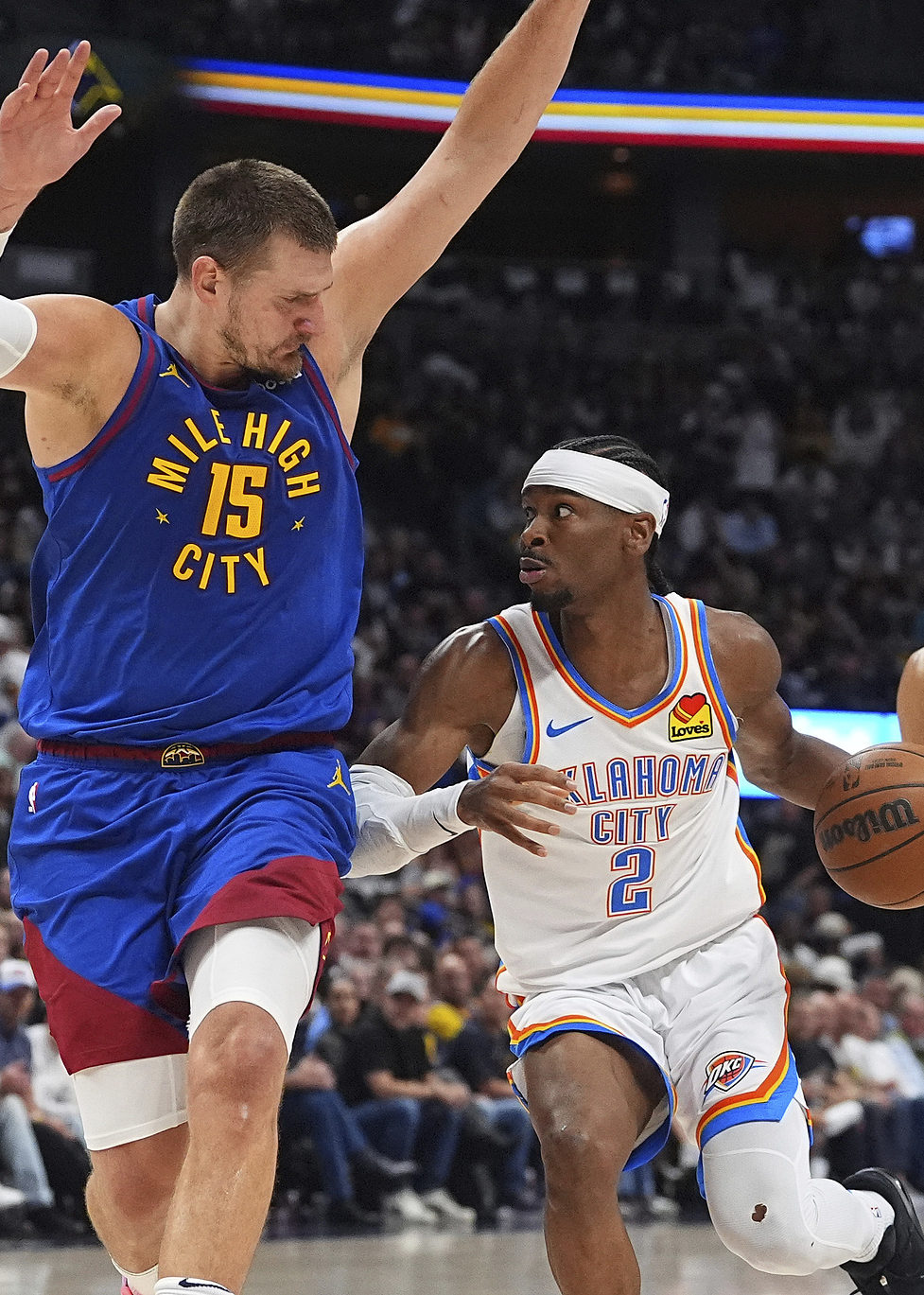 关于丹佛掘金NBA战胜洛杉矶快船穆雷三分锁定的信息